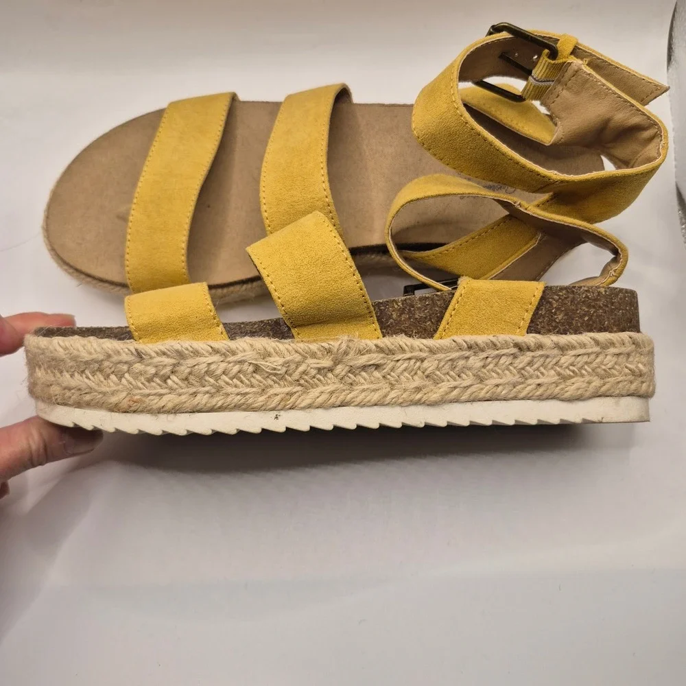 Universal‎ Thread Mustard Yellow Platform Espadrille Sandals Size 8 Boho Summer